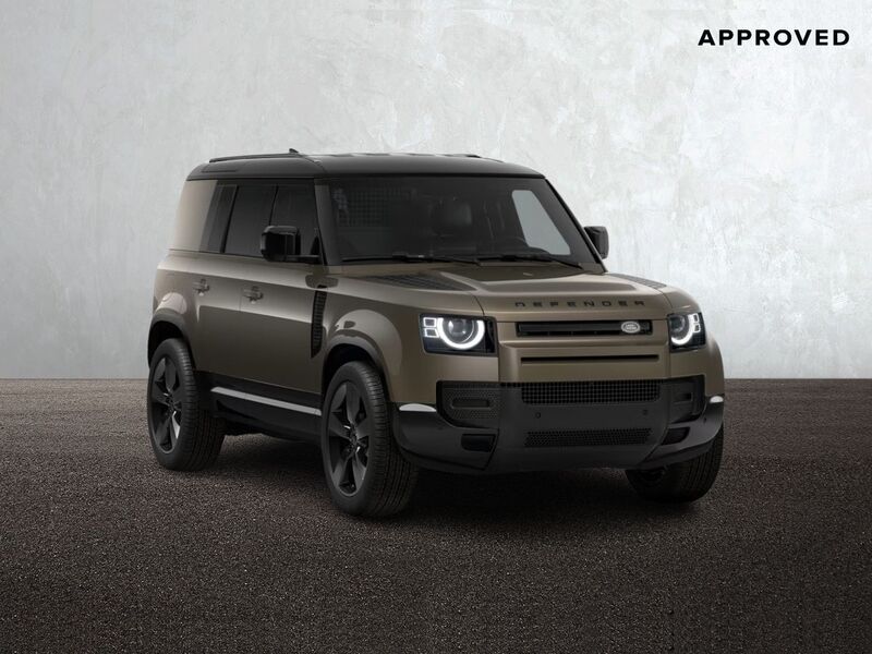 More views of Land Rover Defender