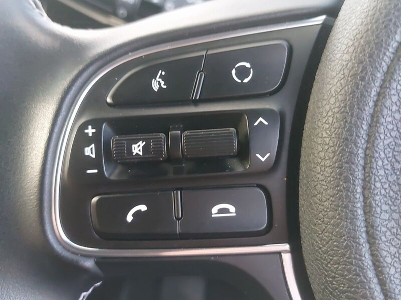 More views of Kia e-Niro