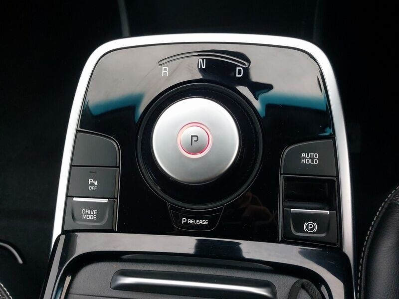 More views of Kia e-Niro