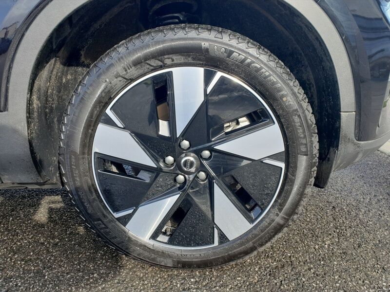 More views of Volvo EC40