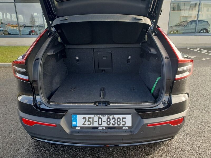 More views of Volvo EC40