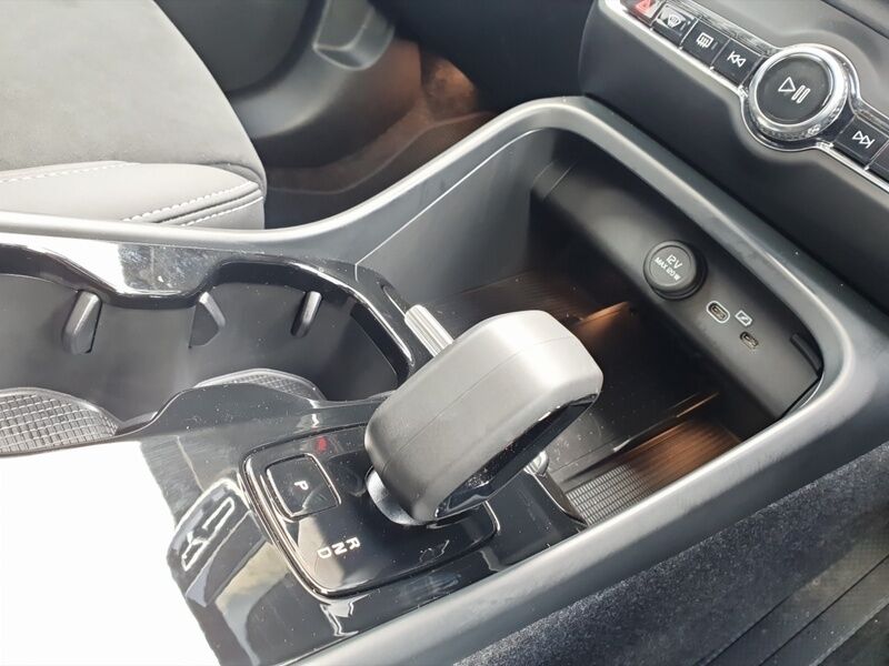 More views of Volvo EC40