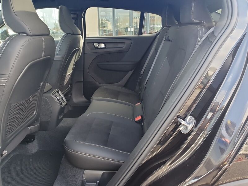 More views of Volvo EC40