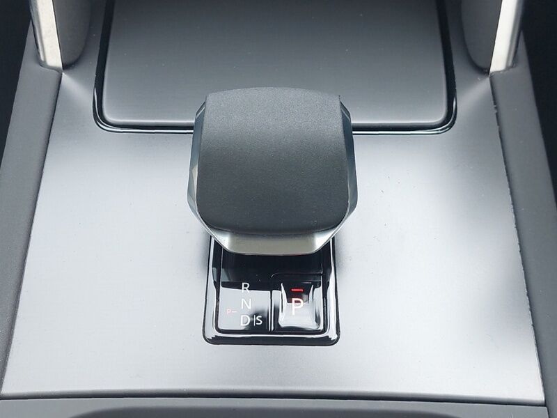 More views of Land Rover Discovery Sport