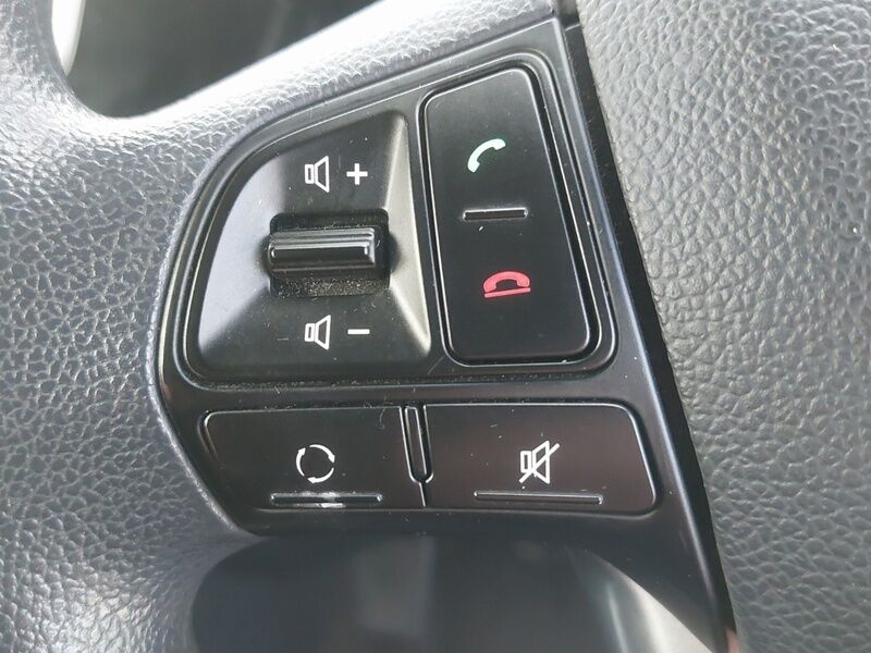 More views of Kia Rio