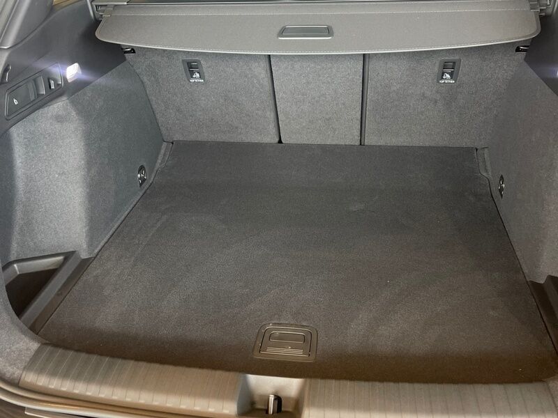 More views of Audi Q6 e-tron