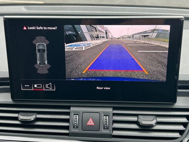 More views of Audi Q5