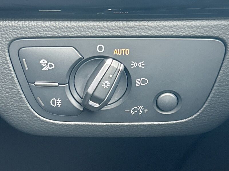 More views of Audi Q5