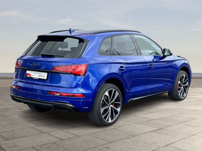 More views of Audi Q5