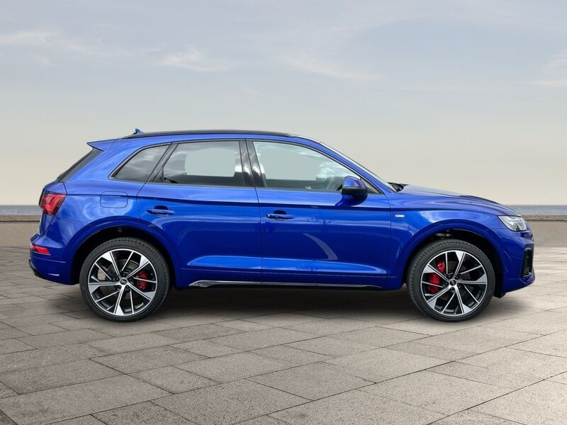 More views of Audi Q5