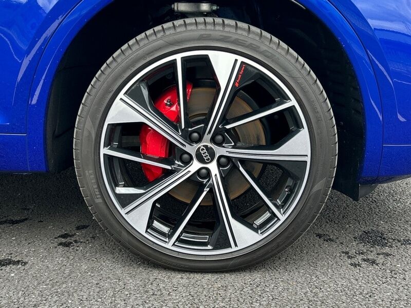 More views of Audi Q5