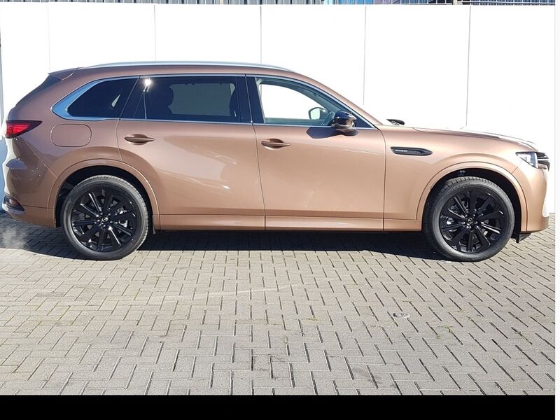 More views of Mazda CX-80