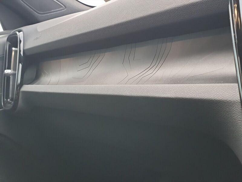 More views of Volvo EC40