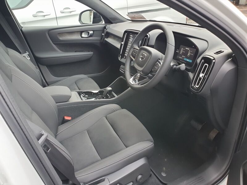 More views of Volvo EC40