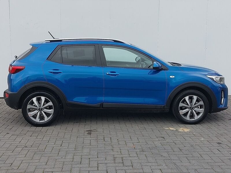 More views of Kia Stonic