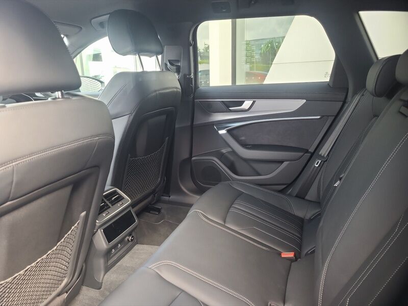 More views of Audi A6