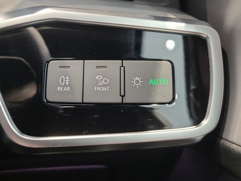 More views of Audi A6