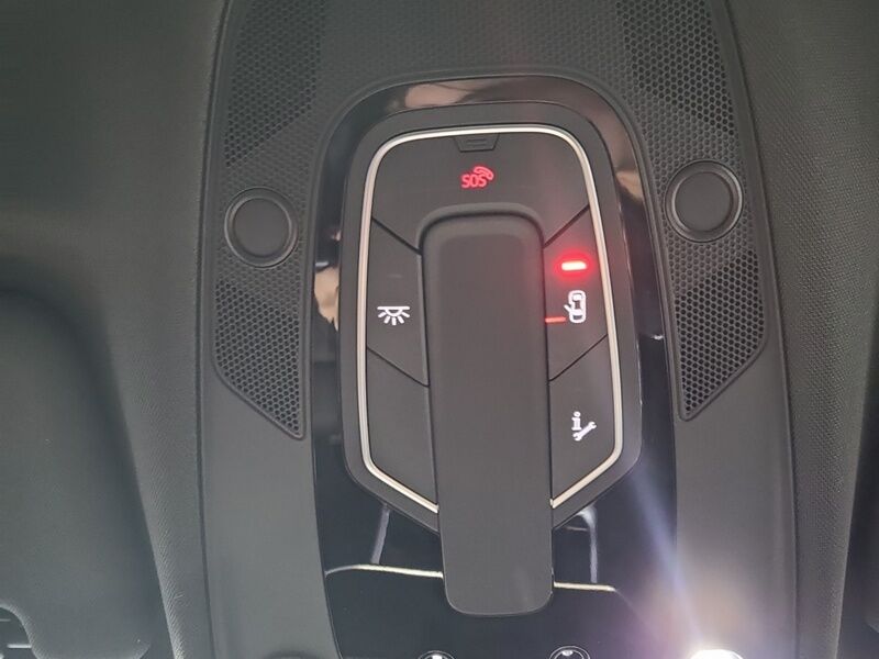 More views of Audi A6