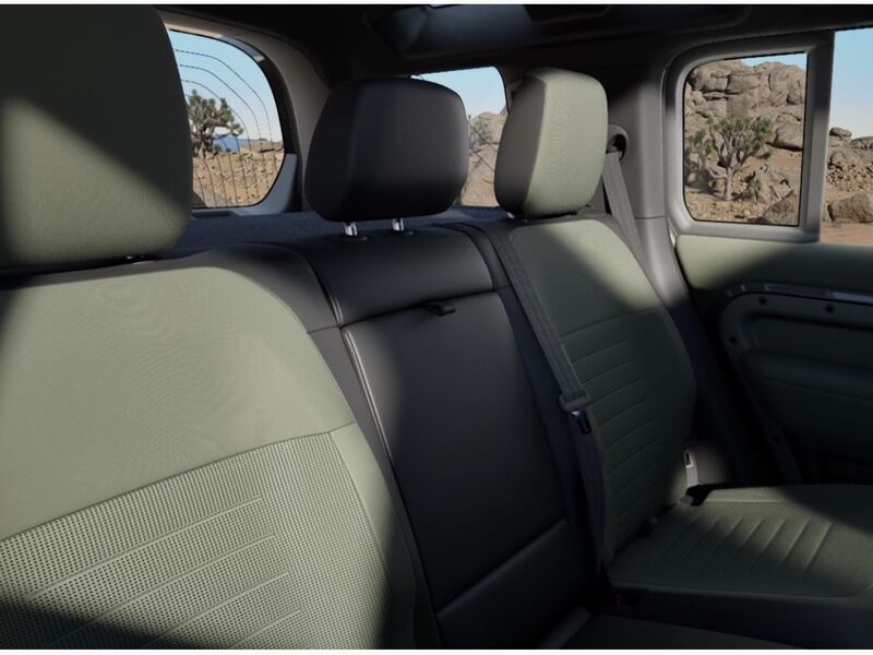 More views of Land Rover Defender