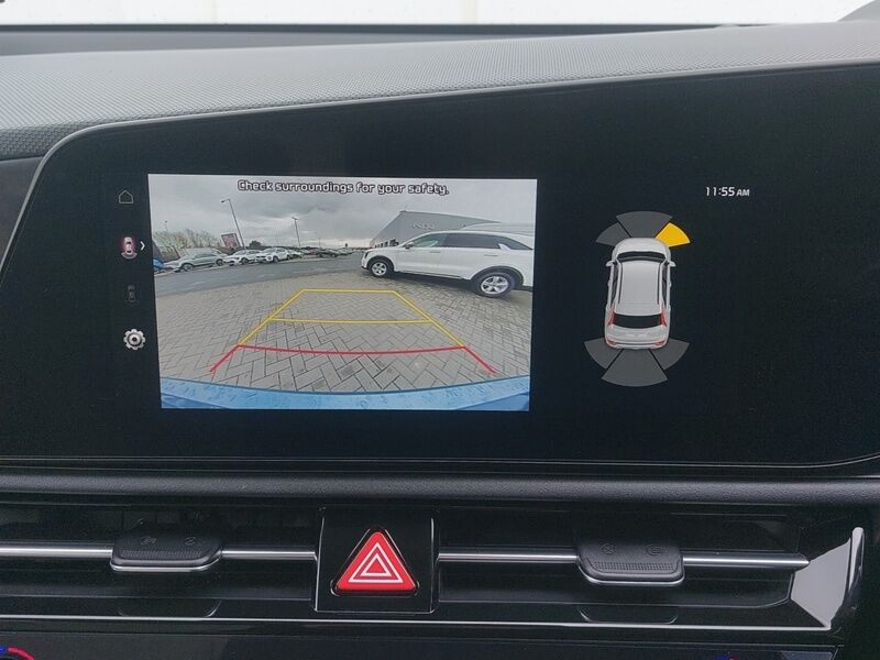 More views of Kia Niro