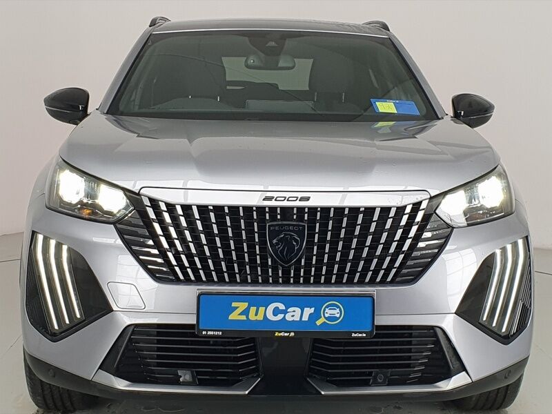 More views of Peugeot 2008