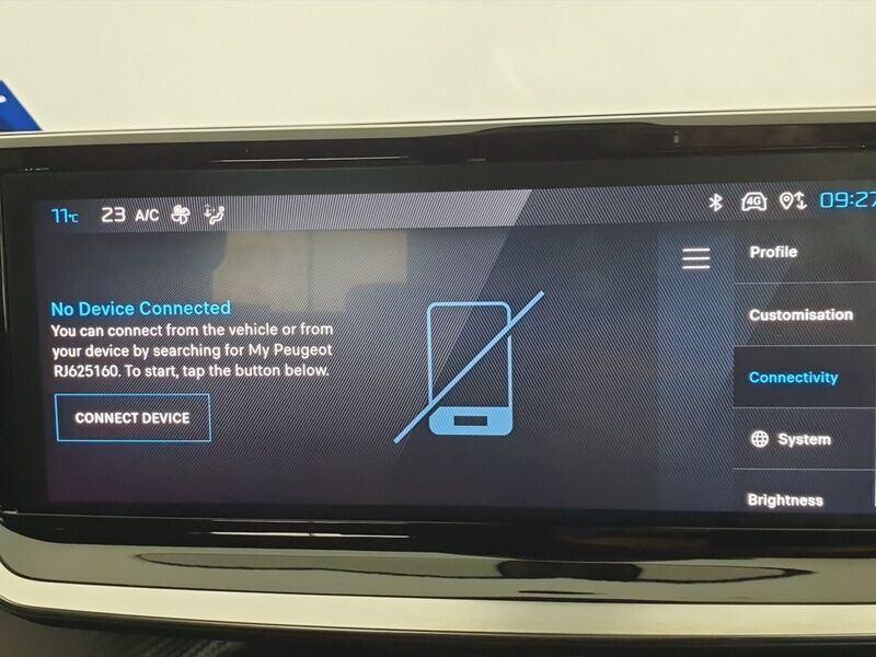 More views of Peugeot 2008