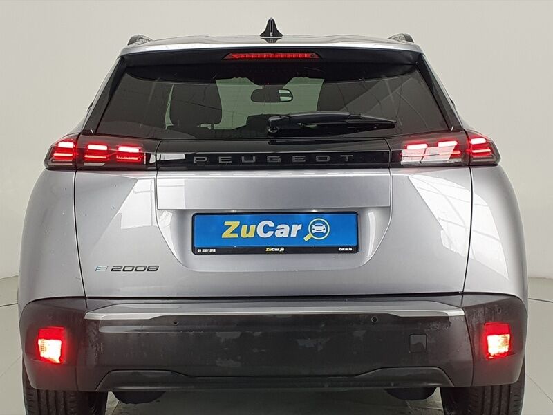 More views of Peugeot 2008