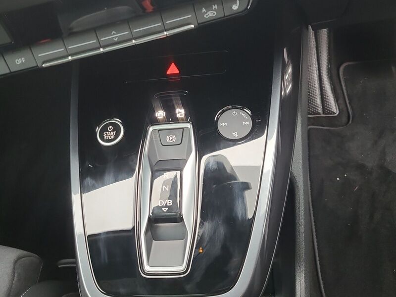 More views of Audi Q4 e-tron