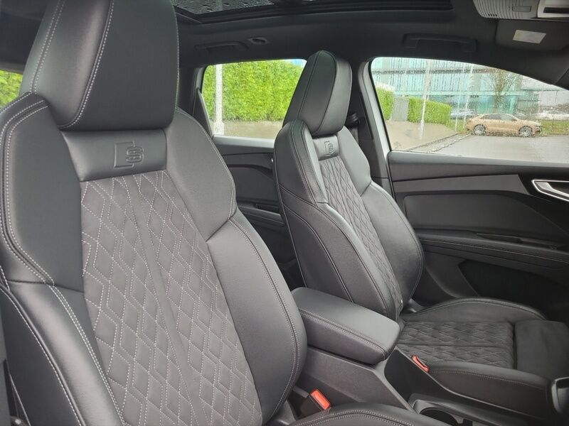 More views of Audi Q4 e-tron