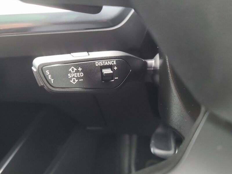 More views of Audi Q4 e-tron