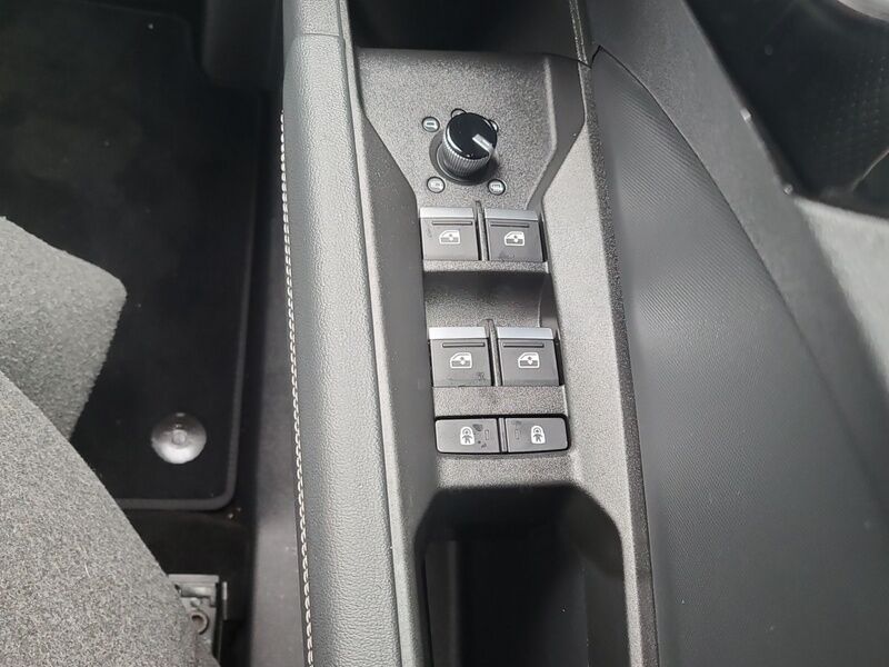 More views of Audi Q4 e-tron