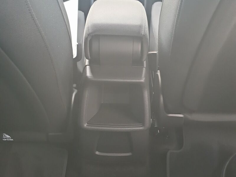 More views of Audi Q4 e-tron