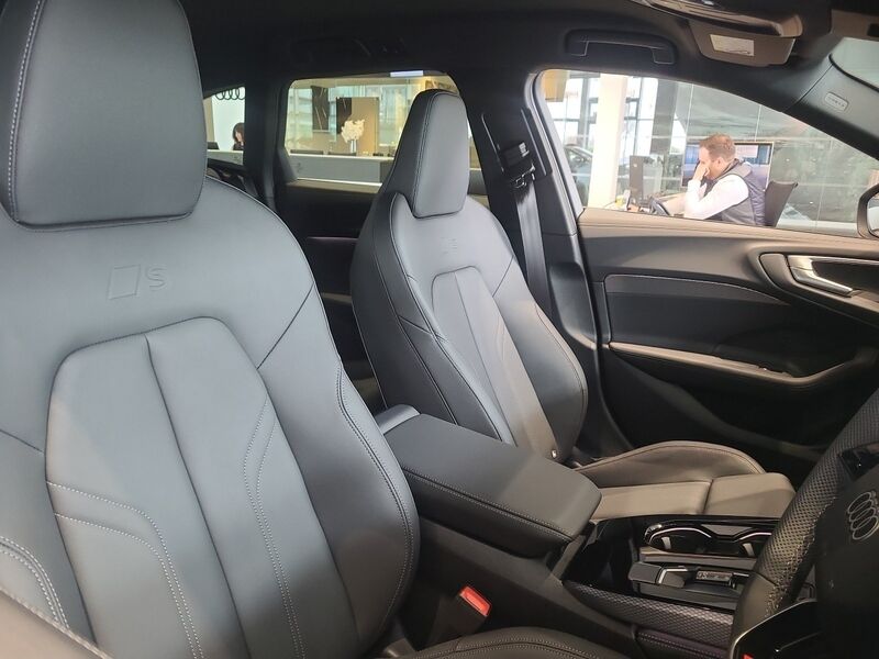 More views of Audi A5