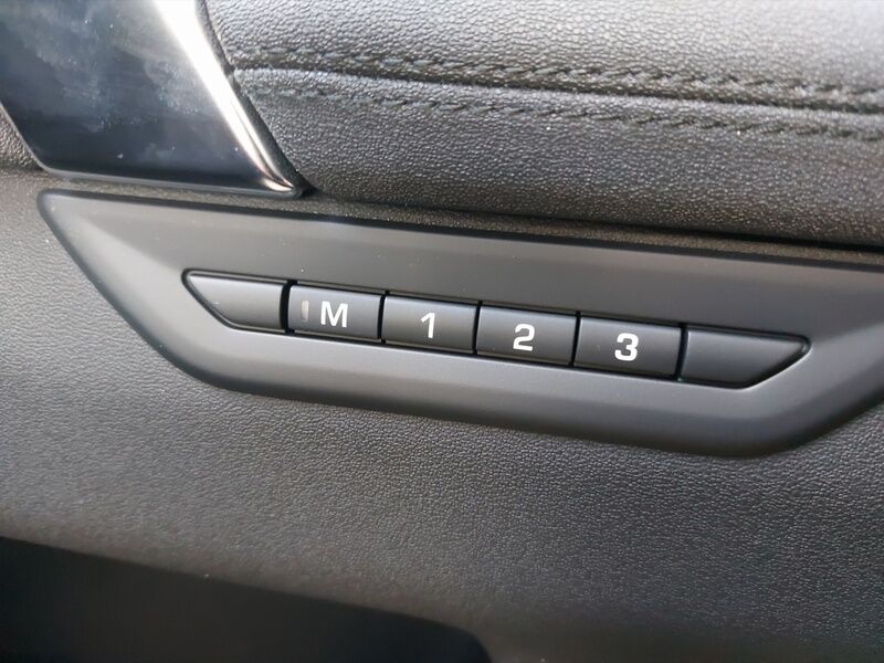 More views of Land Rover Discovery Sport