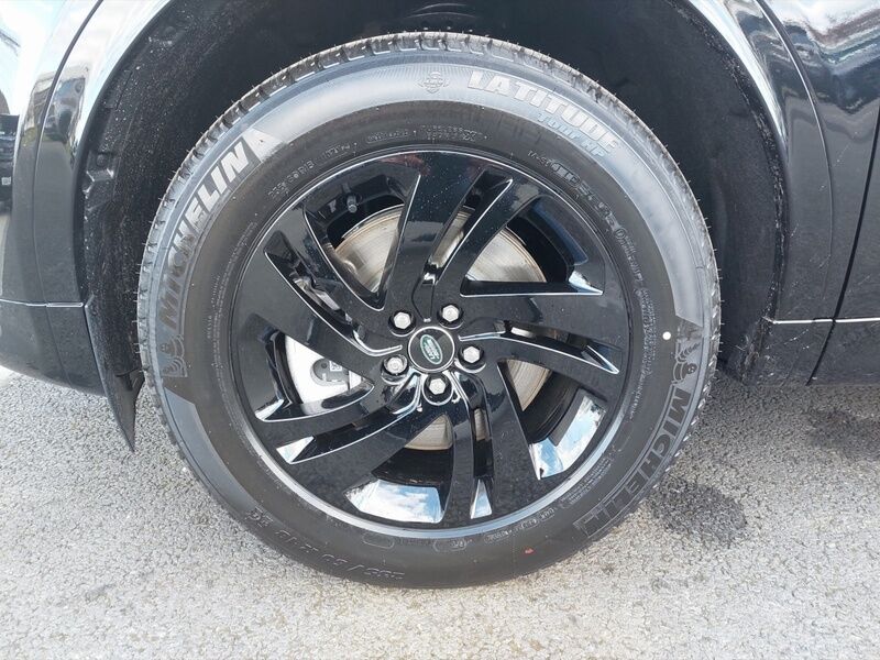 More views of Land Rover Discovery Sport