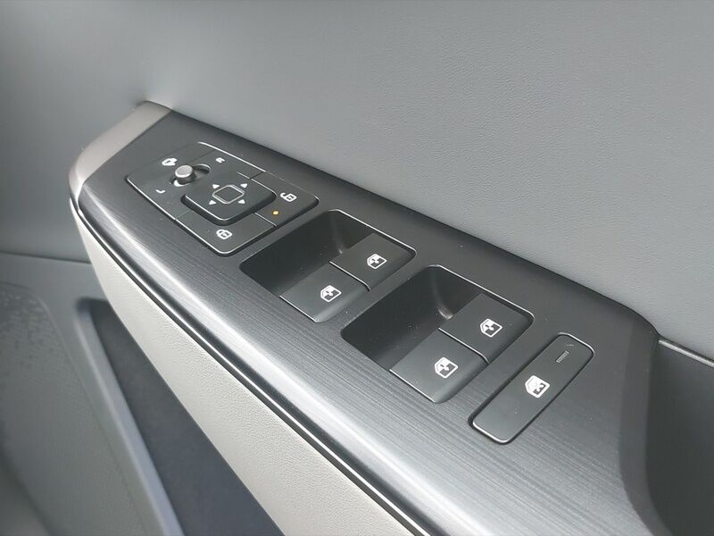 More views of Kia EV6