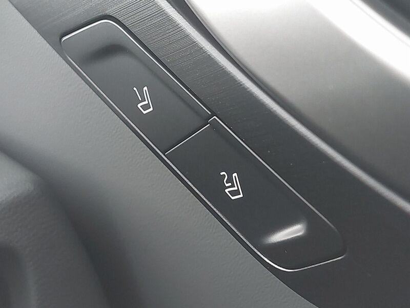 More views of Kia EV6