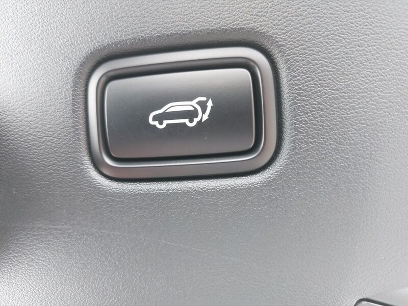 More views of Kia EV6