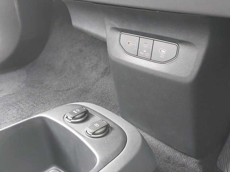 More views of Kia EV6