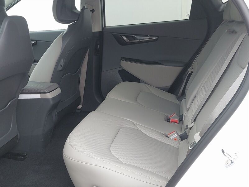 More views of Kia EV6