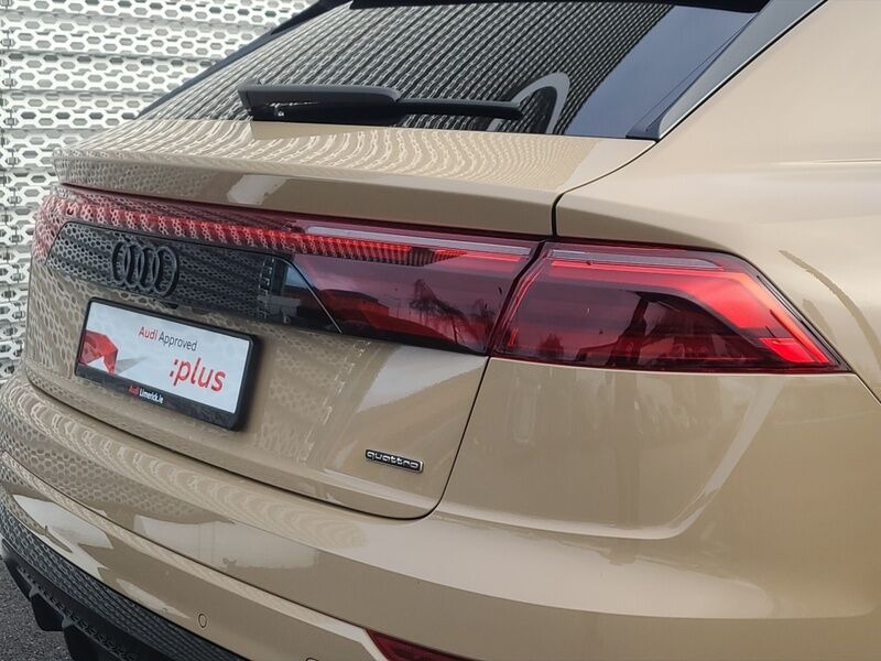 More views of Audi Q8