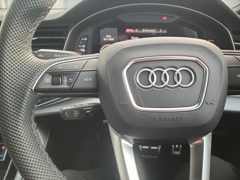 More views of Audi Q8