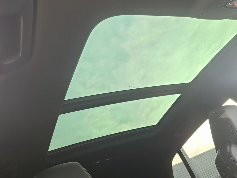 More views of Audi Q8