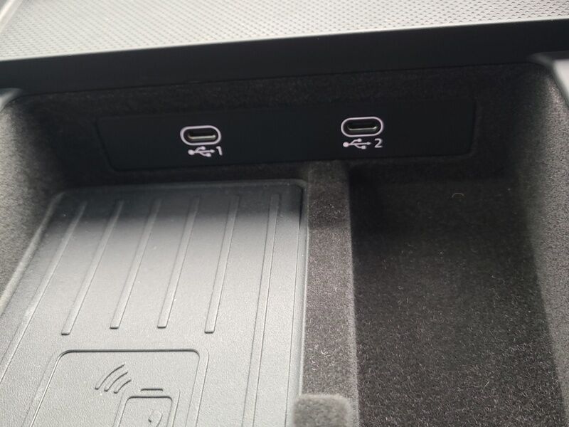 More views of Audi Q8