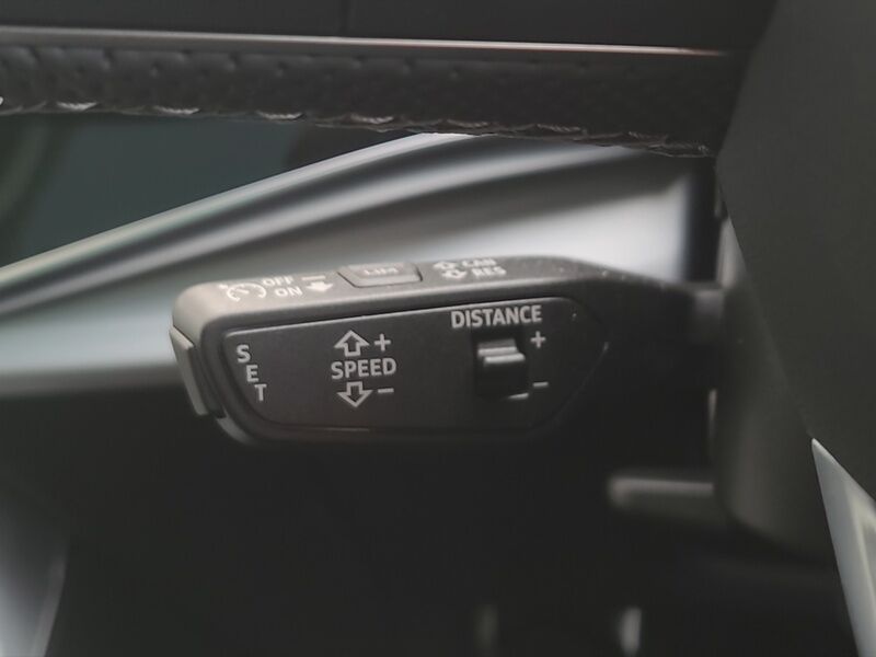 More views of Audi Q8