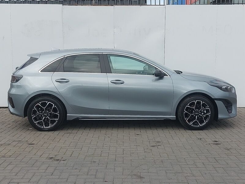 More views of Kia Ceed