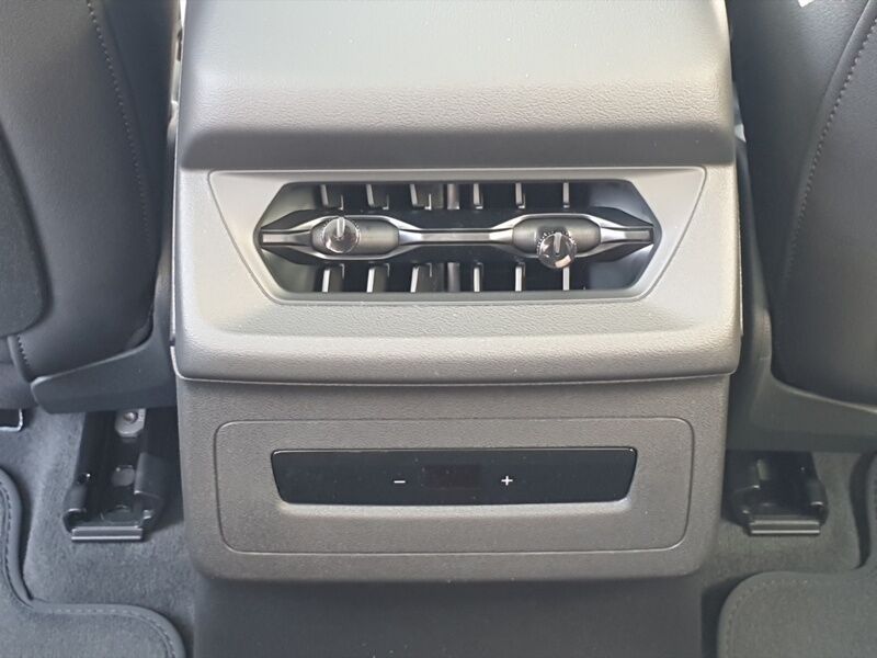 More views of Audi A6 Avant e-tron