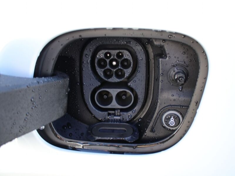 More views of Porsche Macan