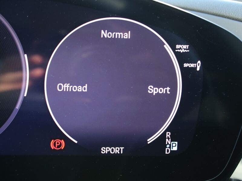 More views of Porsche Macan