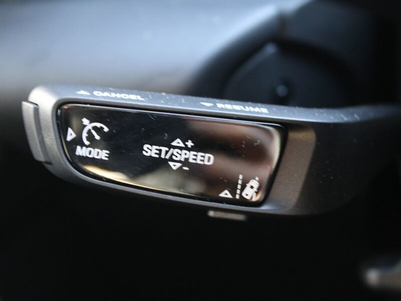 More views of Porsche Macan